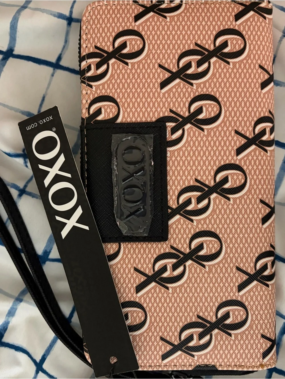 Assorted Women’s Wristlet Wallets - Pink, Black, Gray, Rose Gold